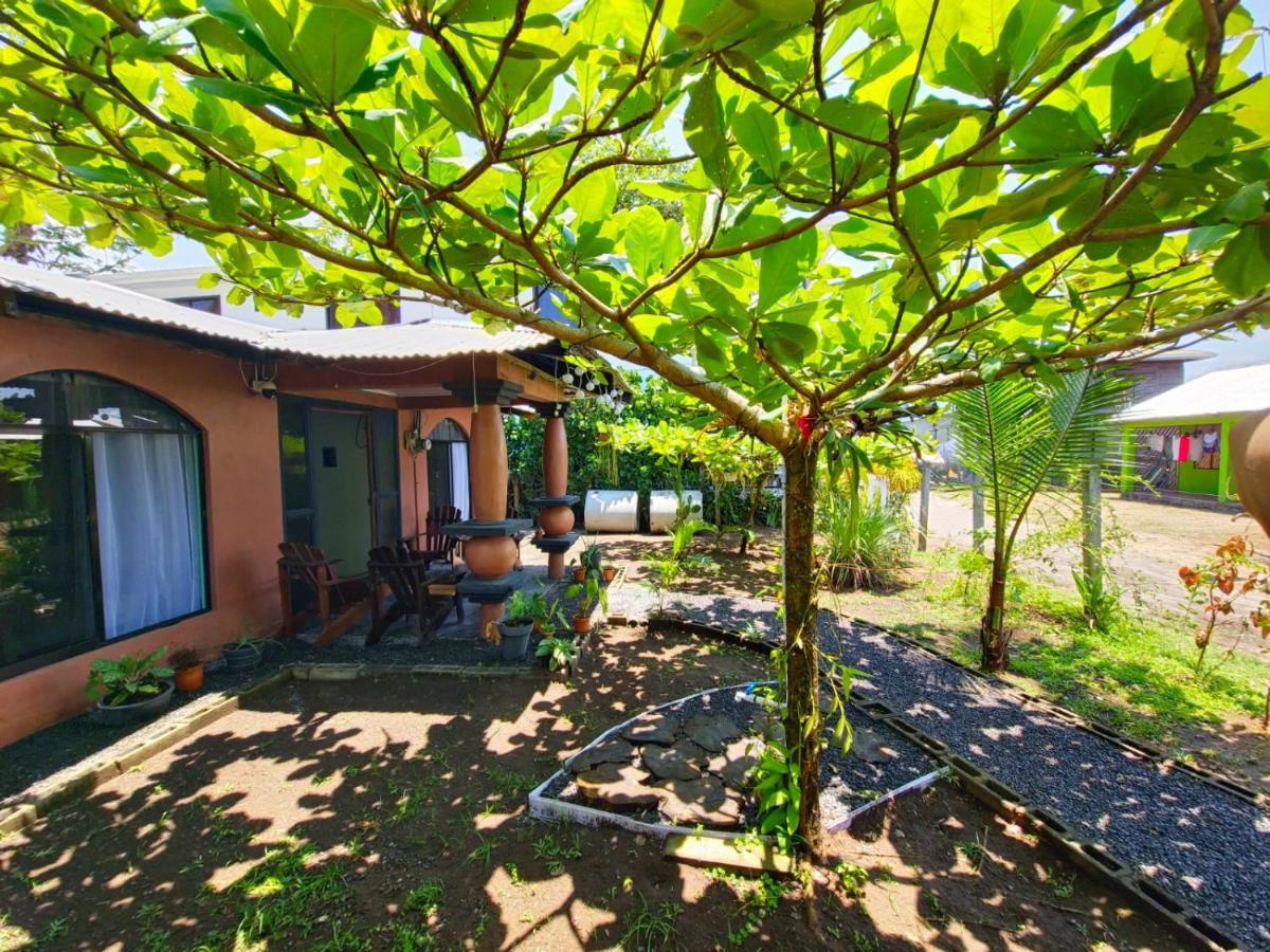 Micheck Beach House Tortuguero Luaran gambar